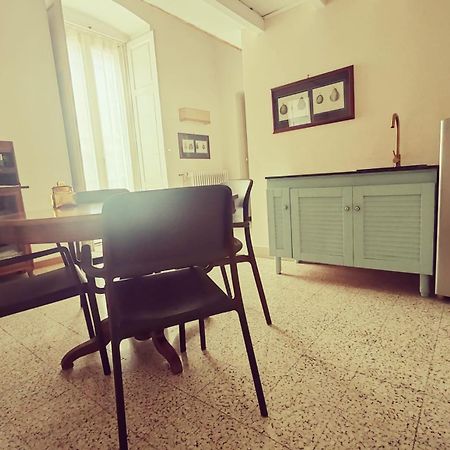 Palazzo Romanelli B&B Trani Buitenkant foto
