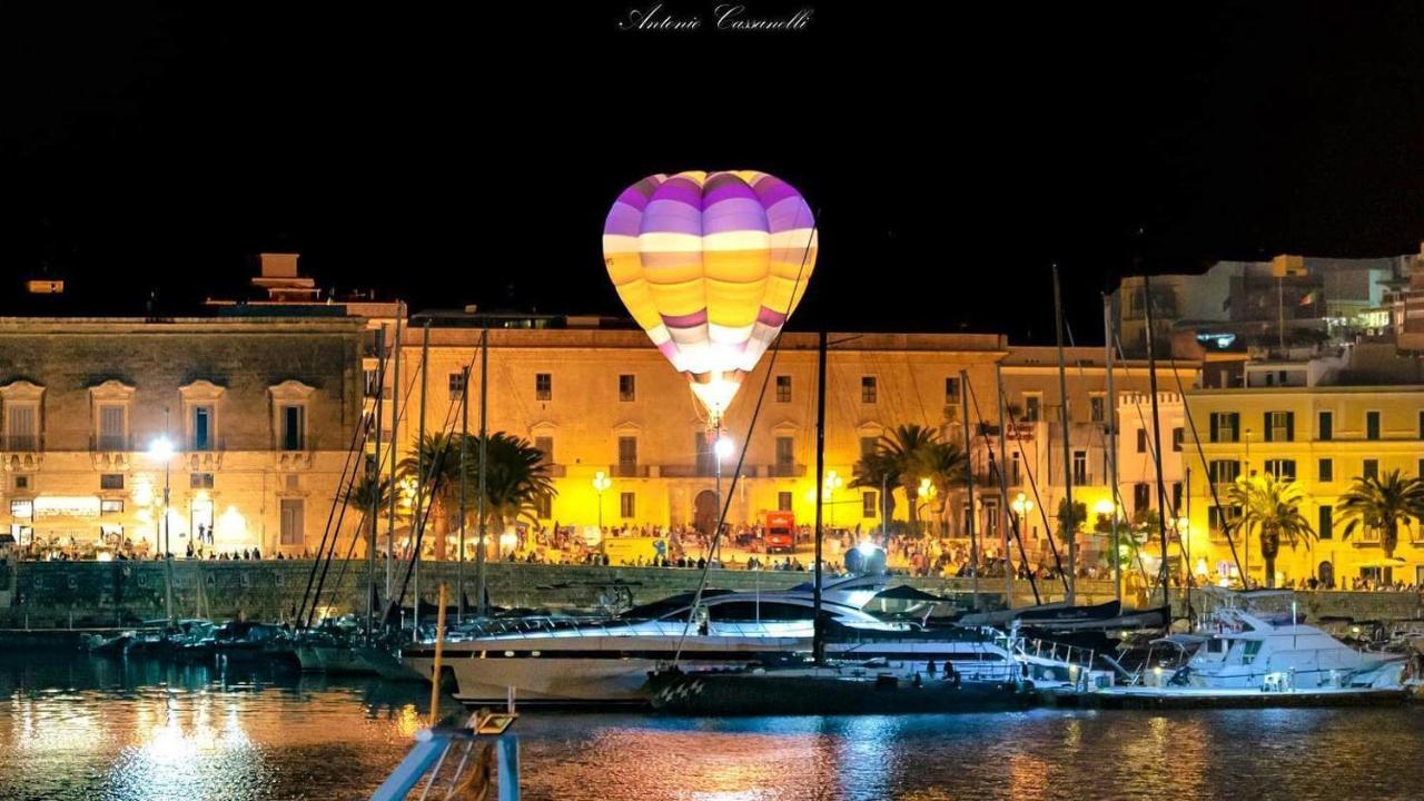 Palazzo Romanelli B&B Trani Buitenkant foto